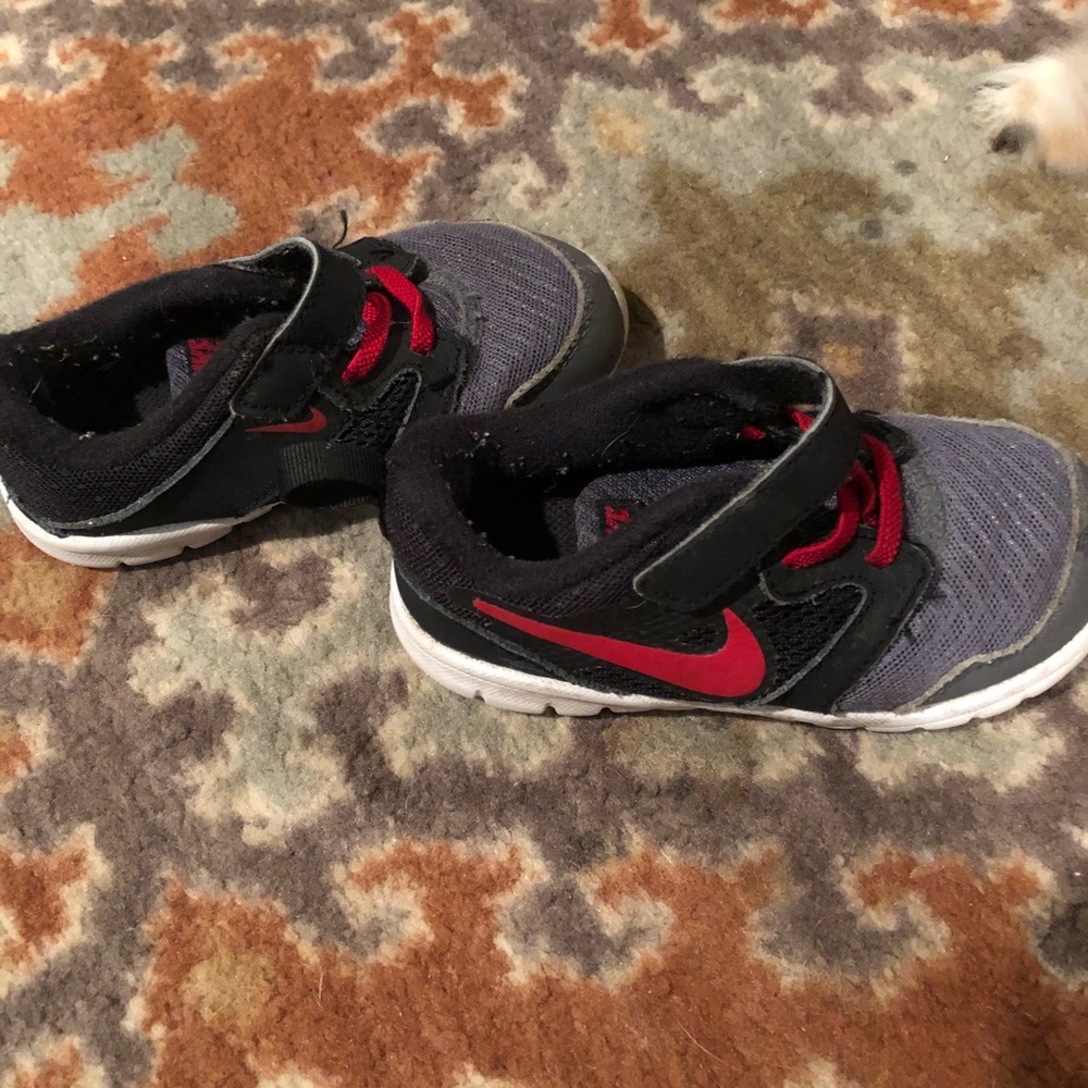 Nike shoes